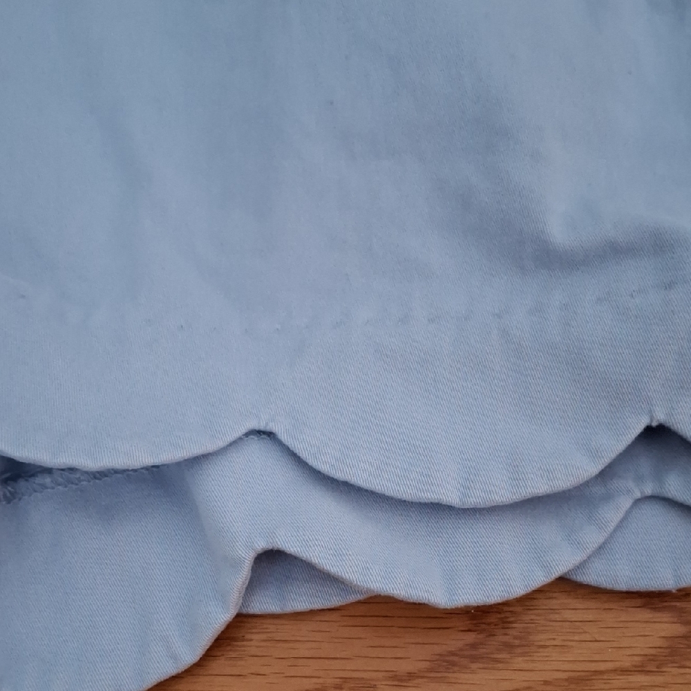 Francesca's Scalloped Shorts - Picture 3 of 6